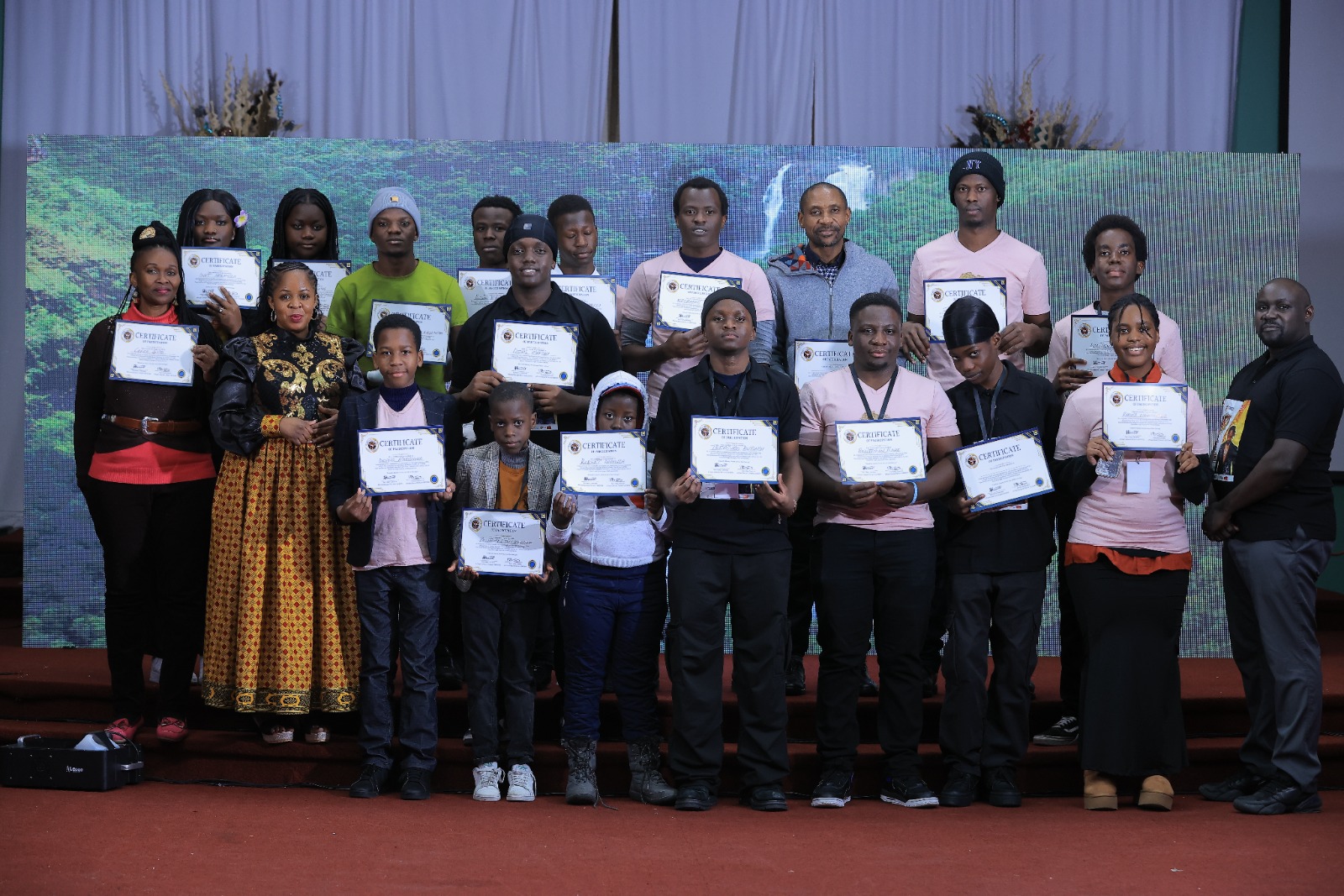 WhatsApp Image 2025-12-02 at 15.56.24(4)